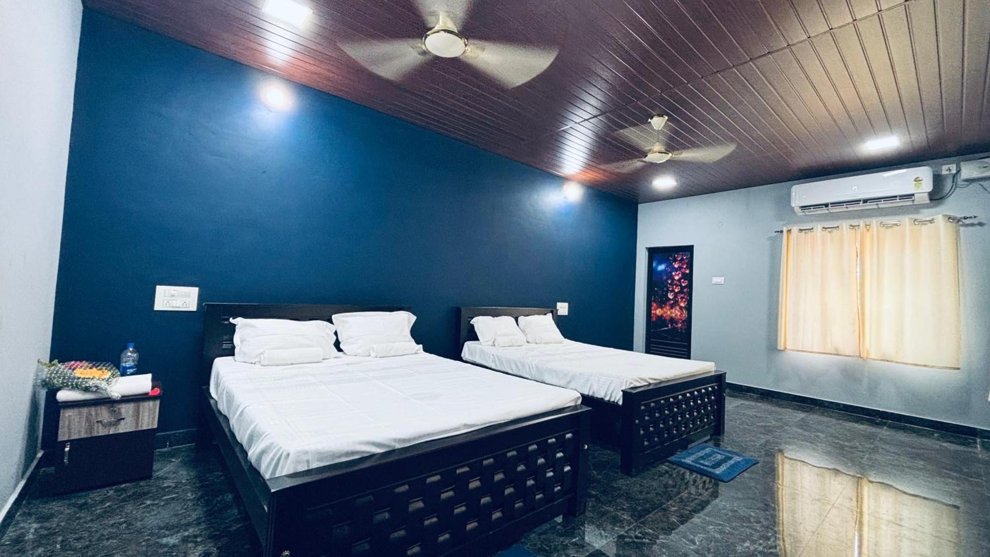 Holiday home Lopez Paradise - Honnavar *