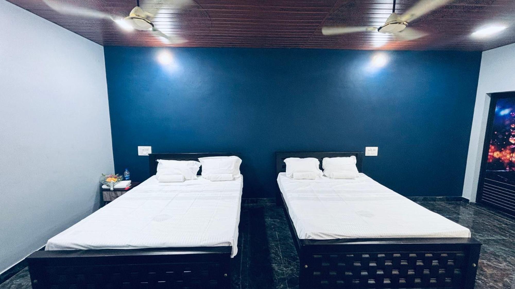 Lopez Paradise - Honnavar Holiday home